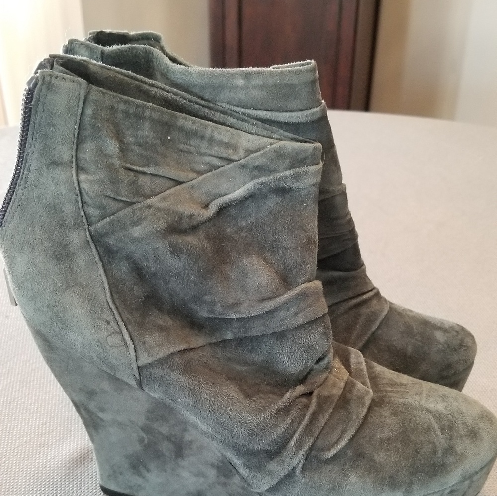 Blue suede boots